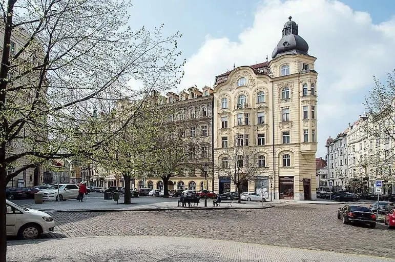 Large And Modern Apartment In The Heart Of Prague